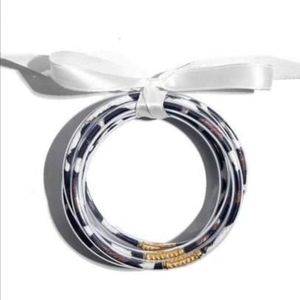 Women's Animal Print Jelly Bracelets
Set of 5